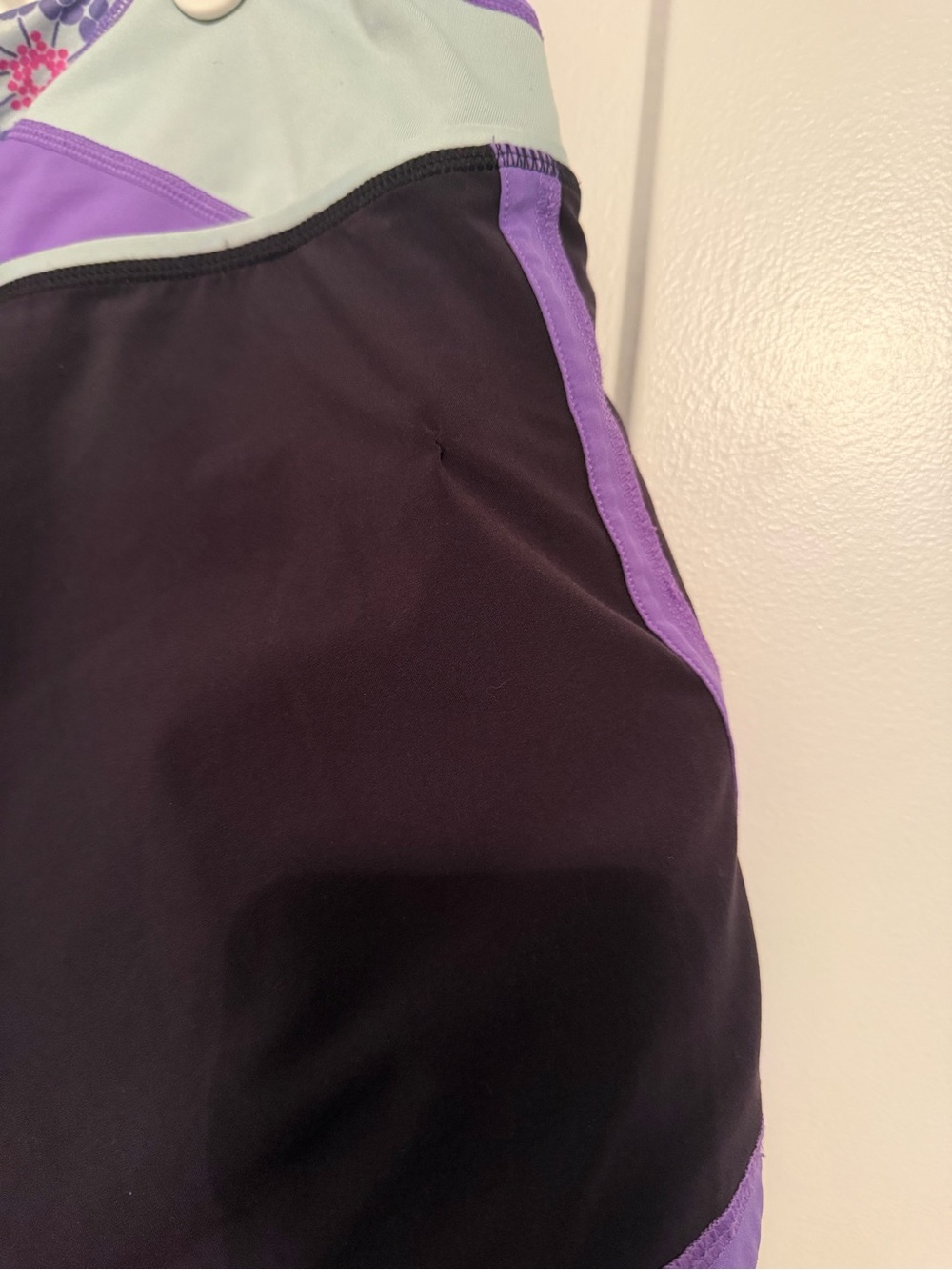 lululemon athletica Black and Purple Floral Waistband Athletic Shorts - Picture 4 of 8
